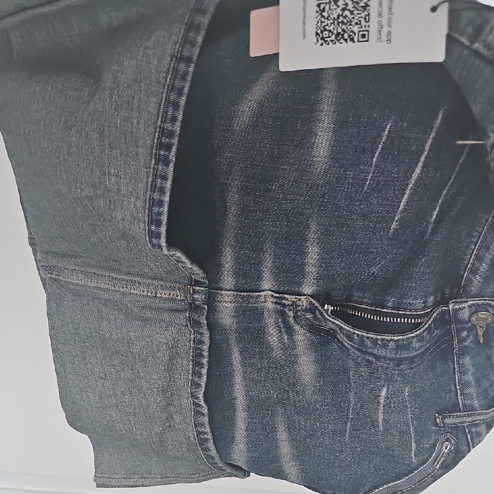 Stylish Blue Denim Skirt